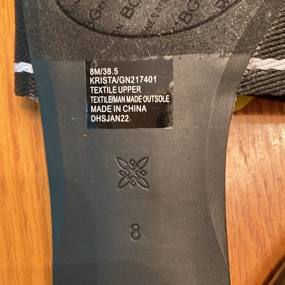 NWT sz 8 BCBG Generation sandals - Picture 2 of 7